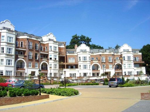 Similar property image