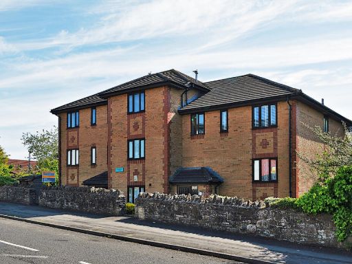 Similar property image