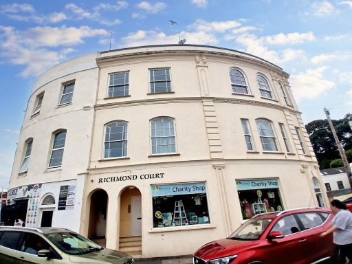 Similar property image