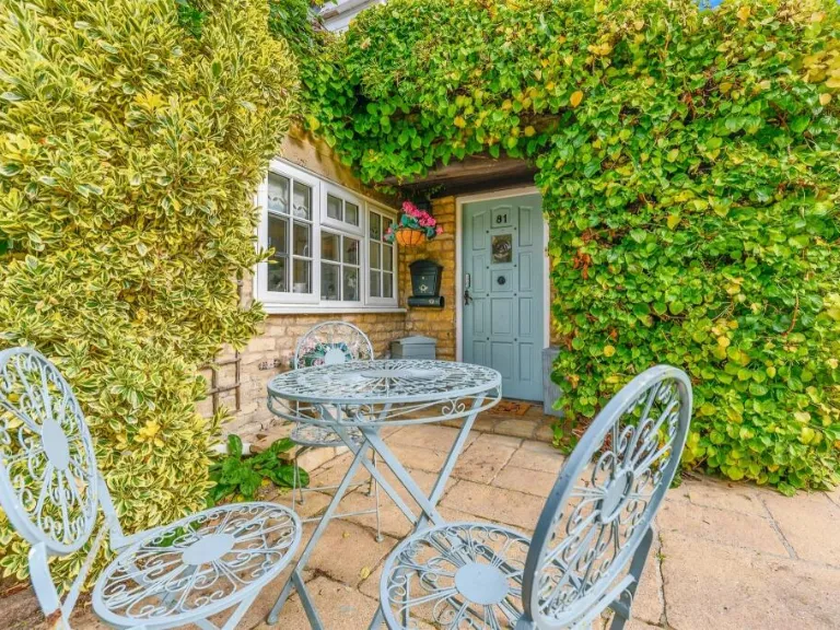 property Compatible Images}