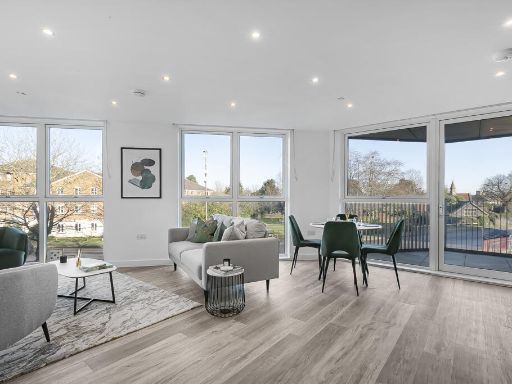 Similar property image