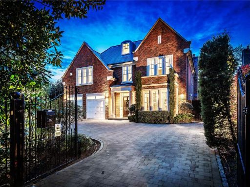 Similar property image