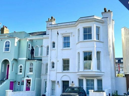 Similar property image