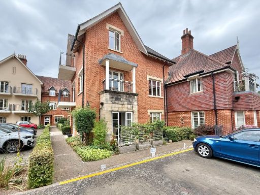 Similar property image