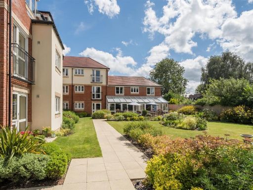 Similar property image