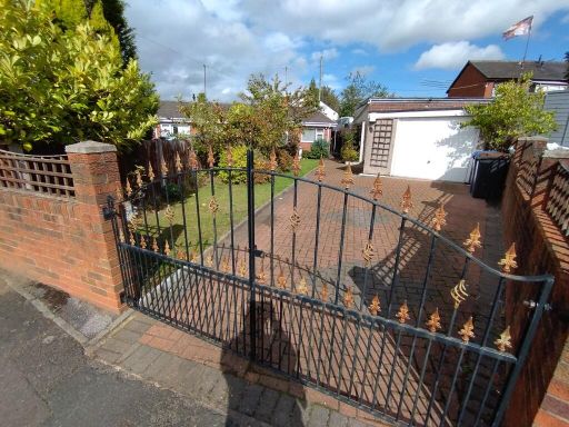 Similar property image