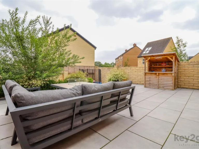 property Compatible Images}