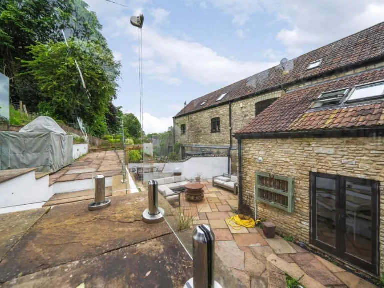 property Compatible Images}