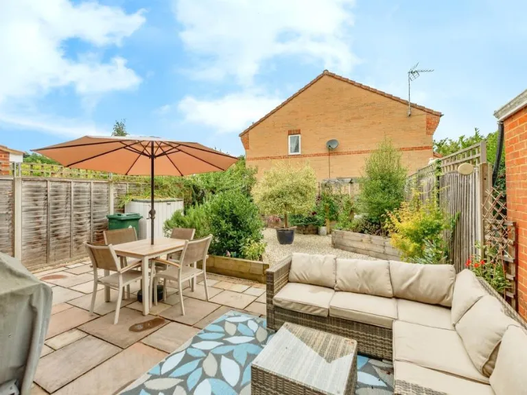 property Compatible Images}