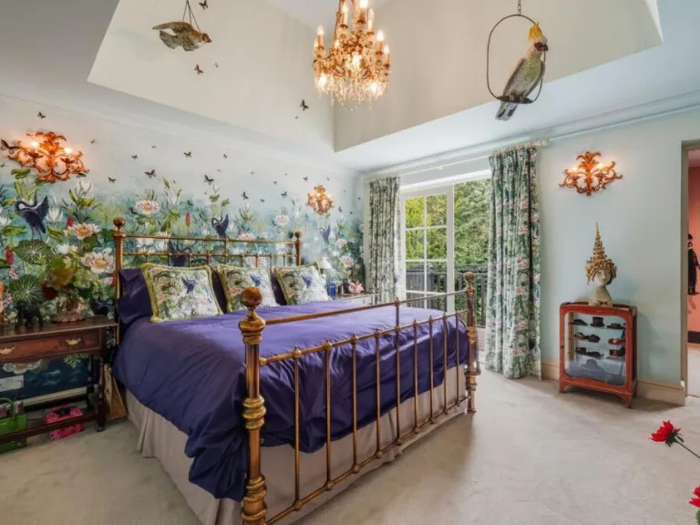 property Compatible Images}