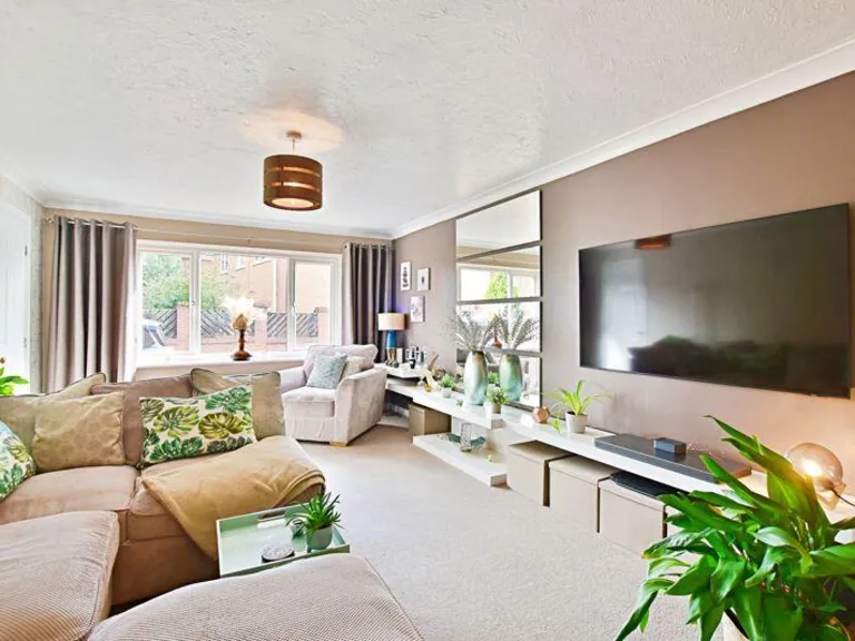 property Compatible Images}