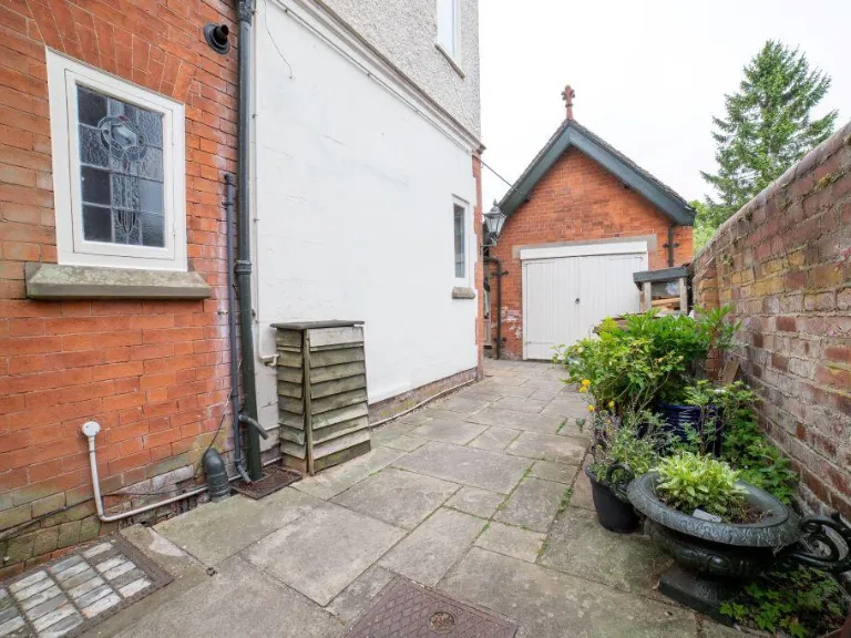 property Compatible Images}