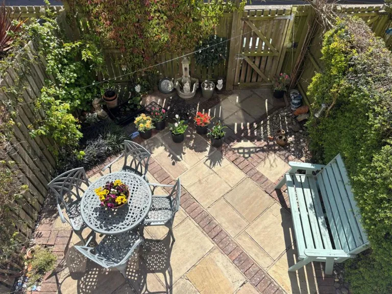 property Compatible Images}