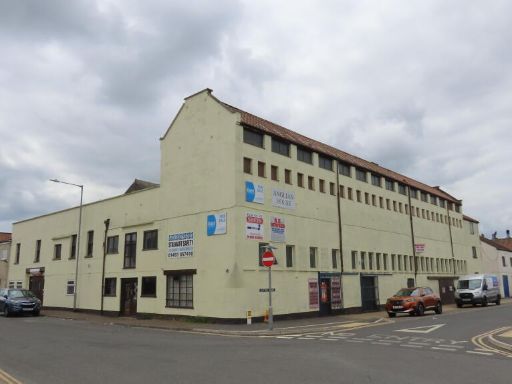 Similar property image