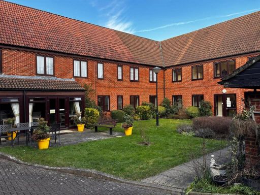 Similar property image