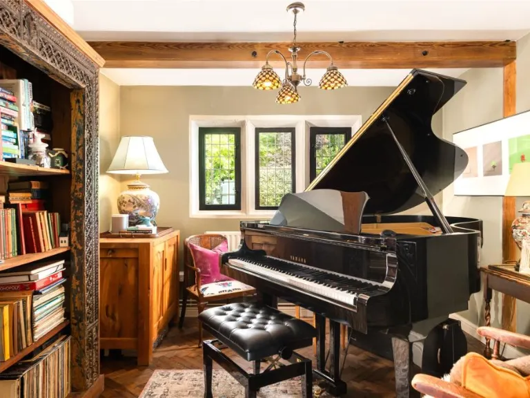 property Compatible Images}