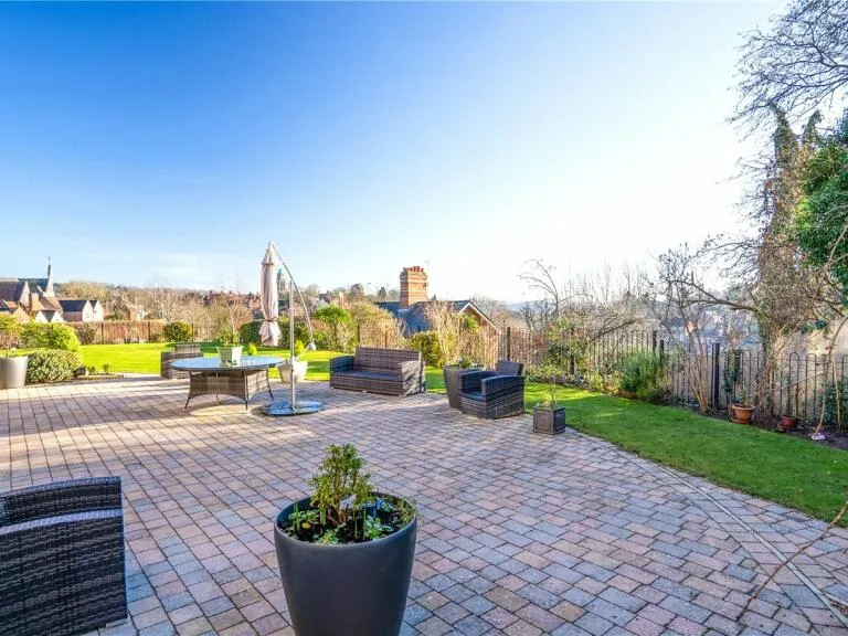 property Compatible Images}