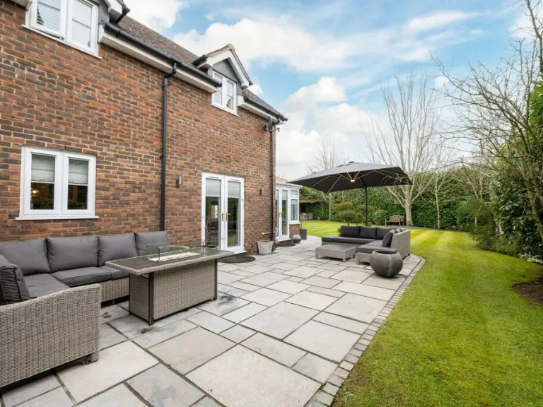 property Compatible Images}