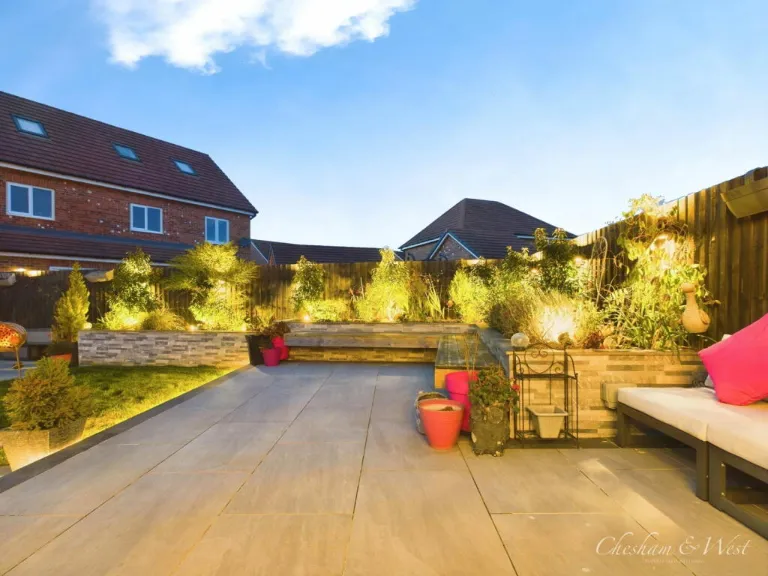 property Compatible Images}