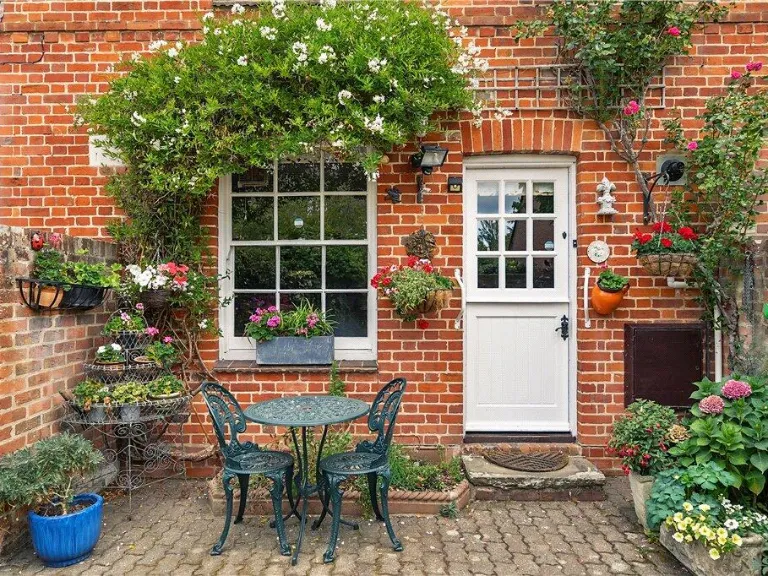 property Compatible Images}