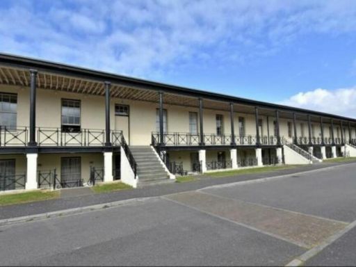 Similar property image