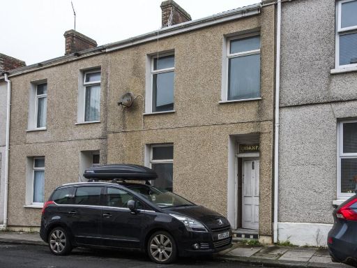 Similar property image