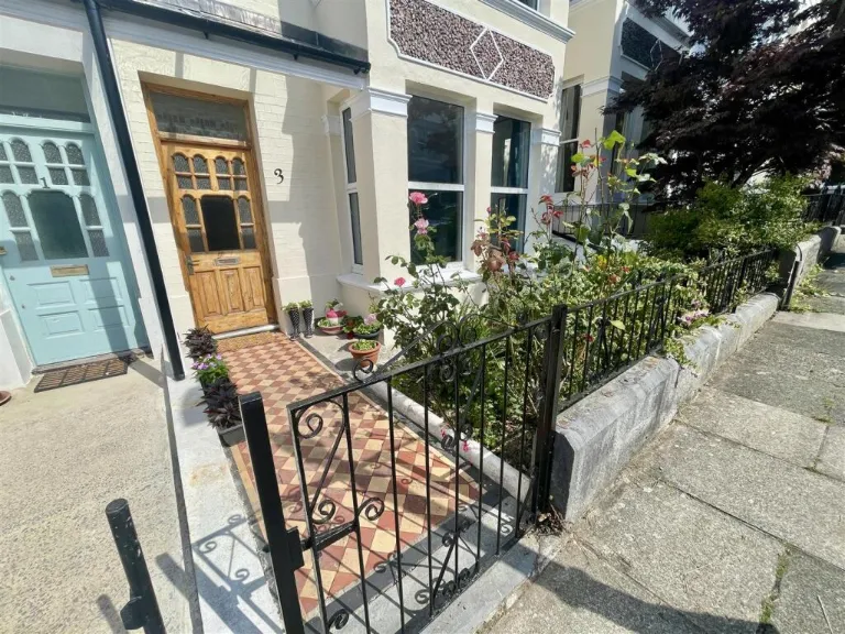 property Compatible Images}