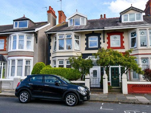 Similar property image