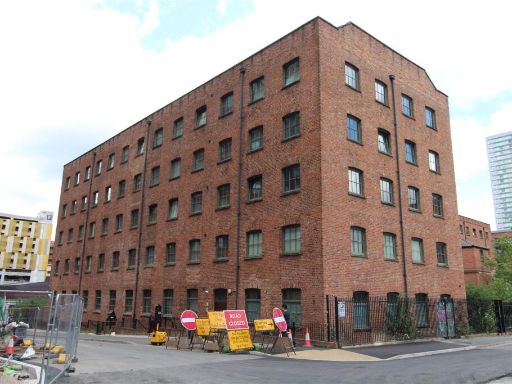 Similar property image