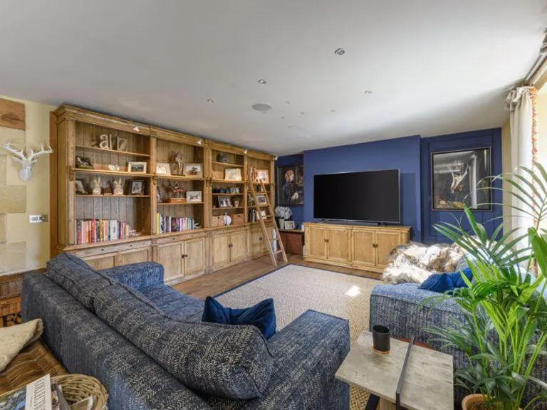 property Compatible Images}