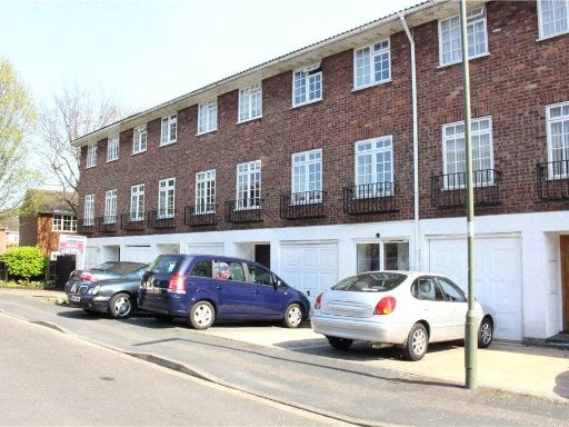 Similar property image