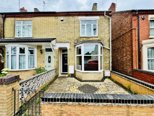 Similar property image