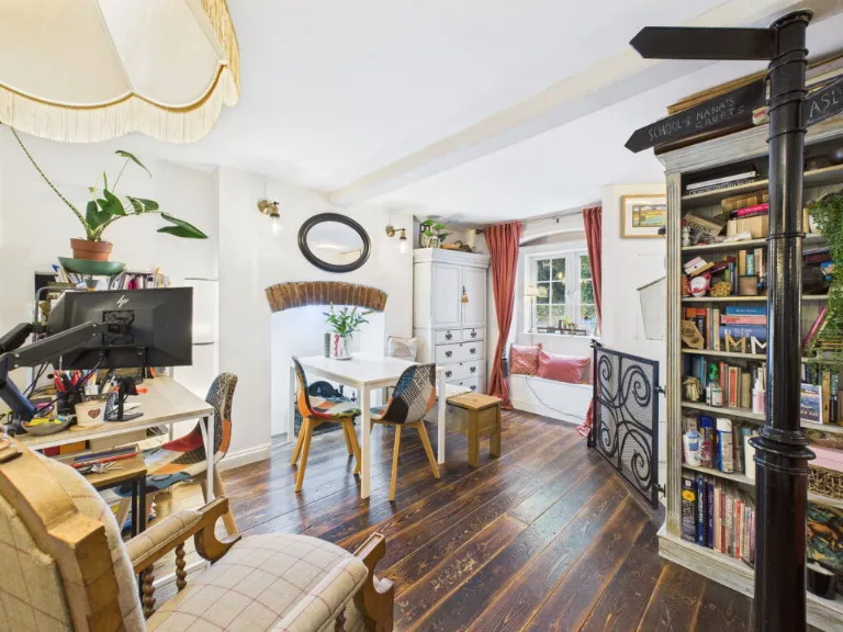 property Compatible Images}