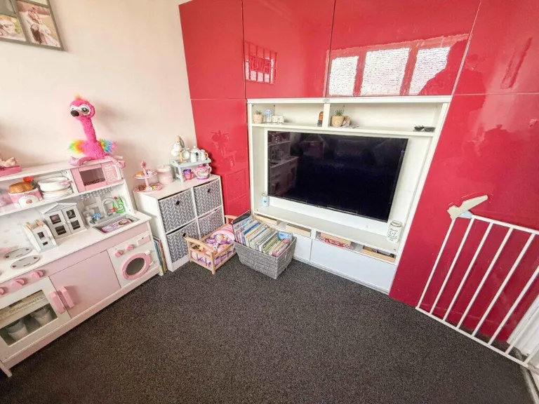 property Compatible Images}