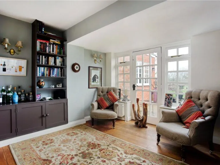 property Compatible Images}
