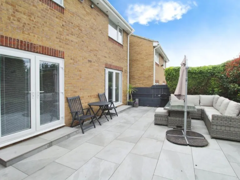 property Compatible Images}