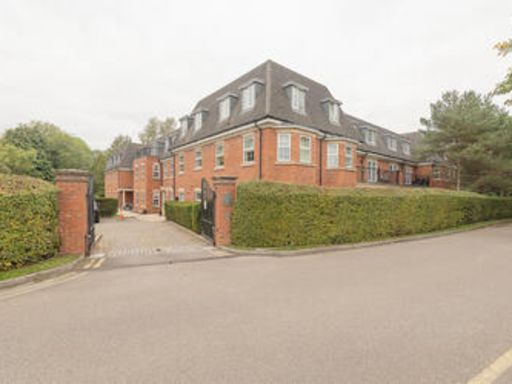 Similar property image