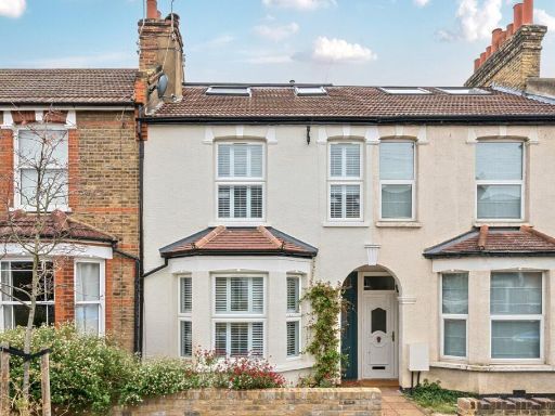 Similar property image