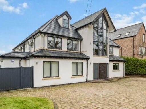 Similar property image