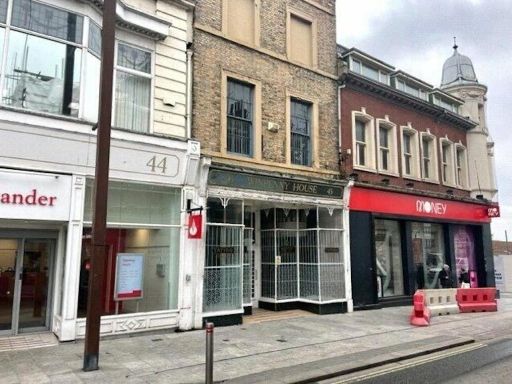 Similar property image