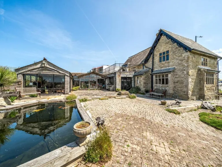 property Compatible Images}