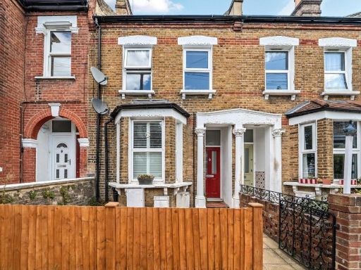 Similar property image