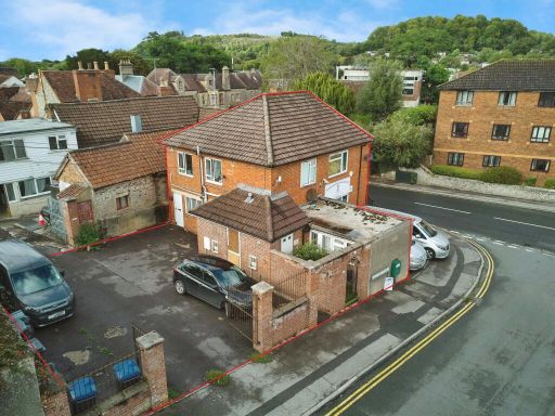 Similar property image