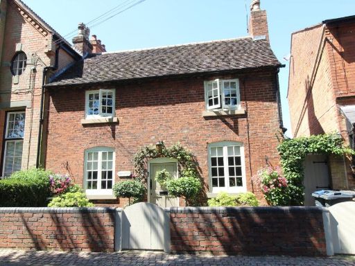 Similar property image