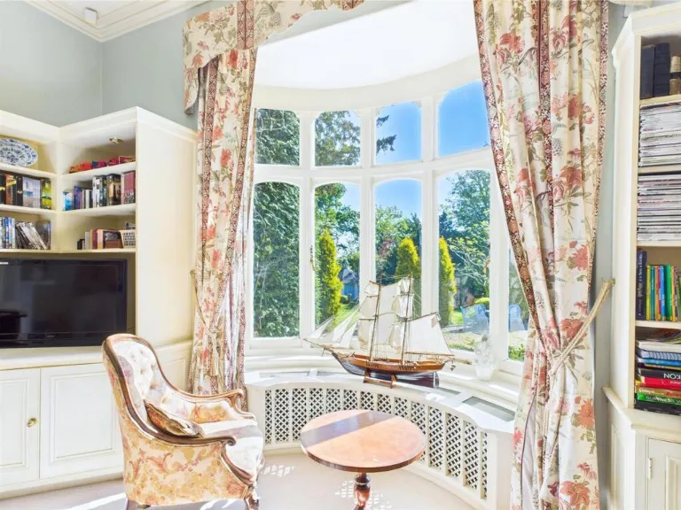 property Compatible Images}