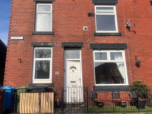 Similar property image