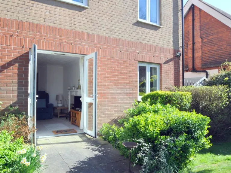 property Compatible Images}