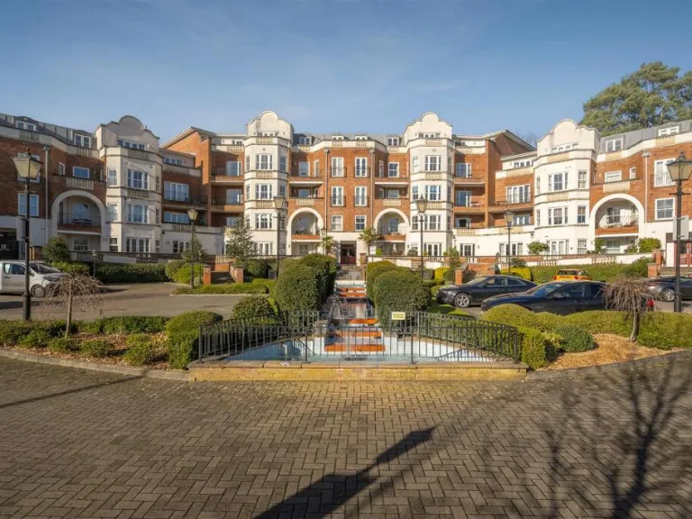 property Compatible Images}