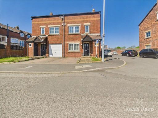 Similar property image