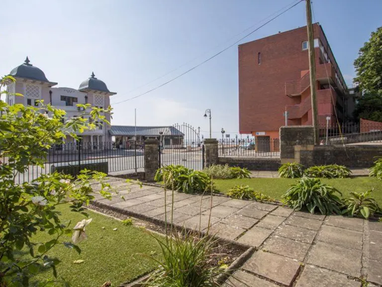 property Compatible Images}